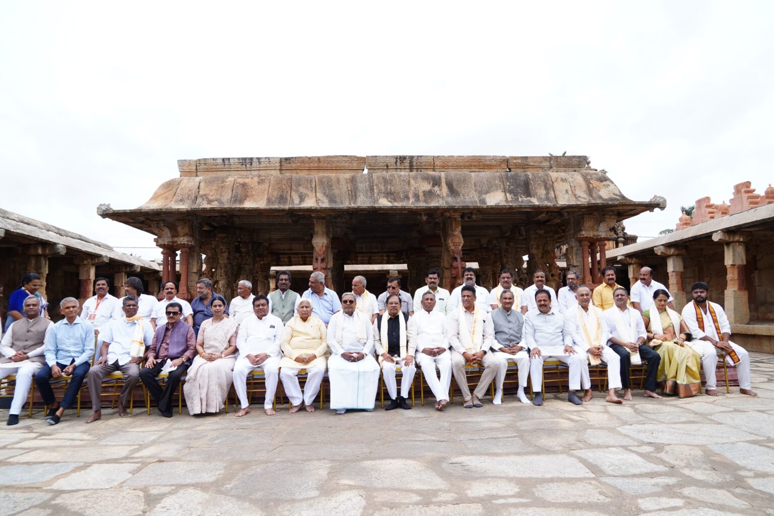 ಬೆಂಗಳೂರು ಗ್ರಾಮಾಂತರ, ಬಾಗೇಪಲ್ಲಿ ಹೆಸರು ಮರುನಾಮಕರಣಕ್ಕೆ ಸಿದ್ದು ಸಂಪುಟ ಅಸ್ತು!