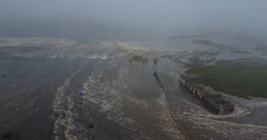 ಪೆಸಿಫಿಕ್ ಸಾಗರದಲ್ಲಿ ಅಬ್ಬರದ ಸುನಾಮಿ ಅಲೆ : ಫಿಲಿಫಿನ್ಸ್, ಚಿಲಿ ದೇಶಗಳಿಗೂ ಅಲರ್ಟ್!