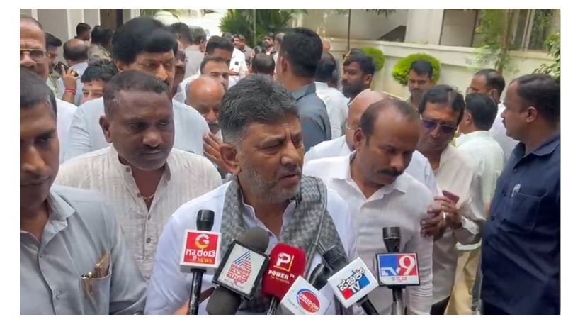 ದಯವಿಟ್ಟು ಸರ್ಕಾರದ ಜೊತೆ ಸಹಕರಿಸಿ, ಹಠ ಮಾಡಬೇಡಿ.. ಕರ್ತವ್ಯಕ್ಕೆ ಹಾಜರಾಗಿ : ಡಿಸಿಎಂ ಡಿ.ಕೆ. ಶಿವಕುಮಾರ್ ಮನವಿ